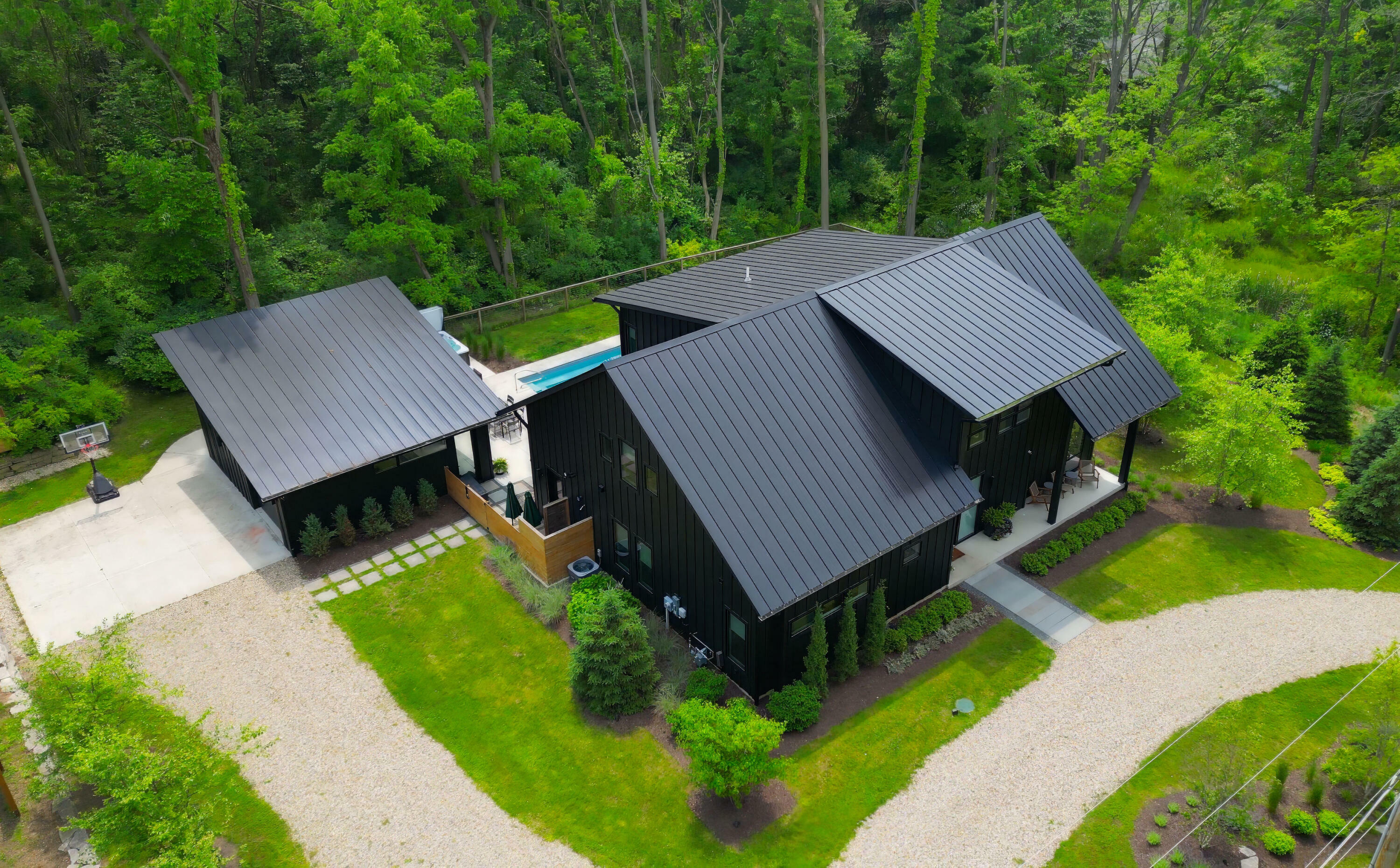Property Photo: 15461 Lakeshore Road MI 49116
