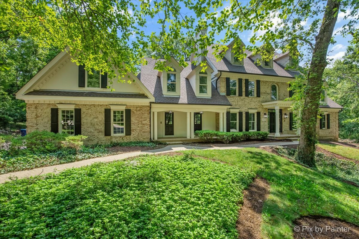 Property Photo:  4N633 Hidden Oaks Road  IL 60175 