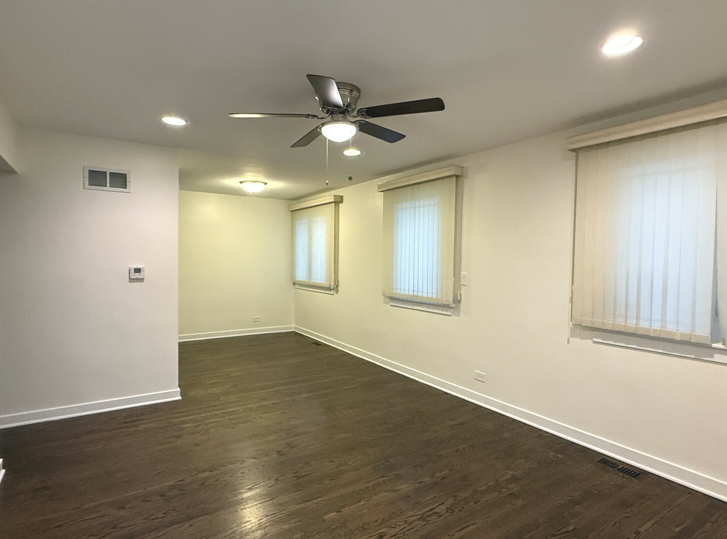 Property Photo:  5222 N Olcott Avenue  IL 60656 