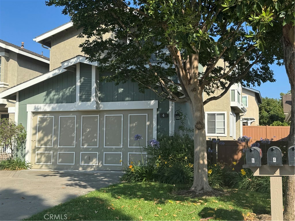 Property Photo:  4 New Haven 1  CA 92620 