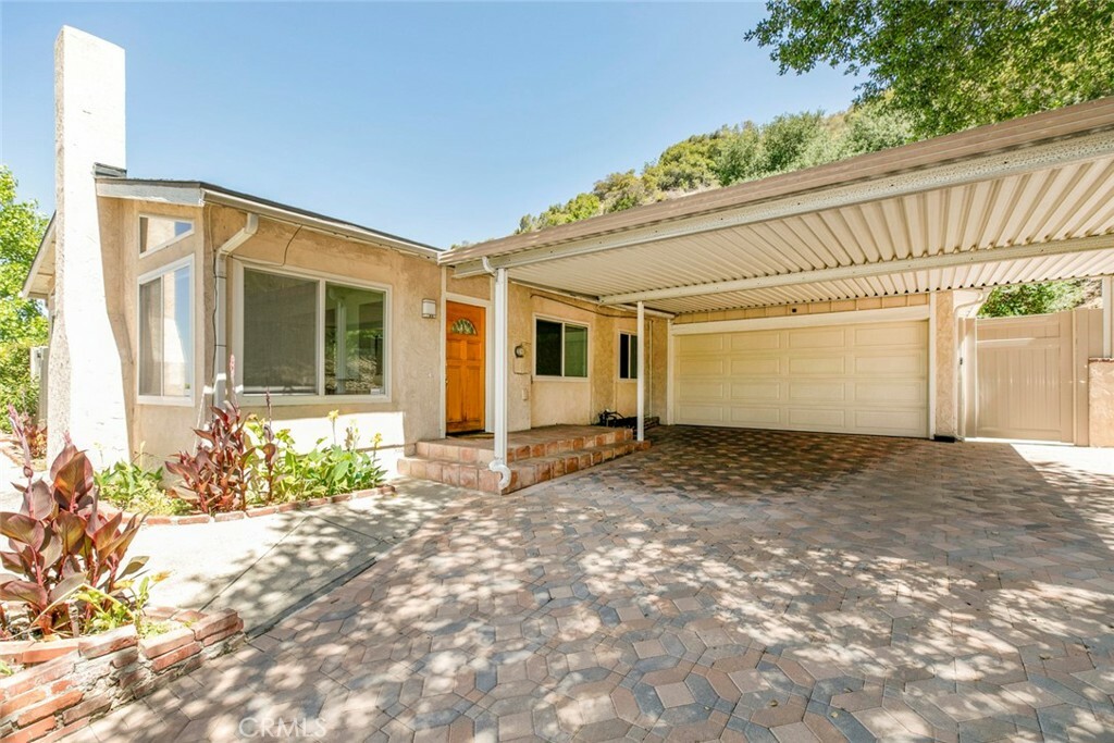 Property Photo: 10919 Terecita Road CA 91042