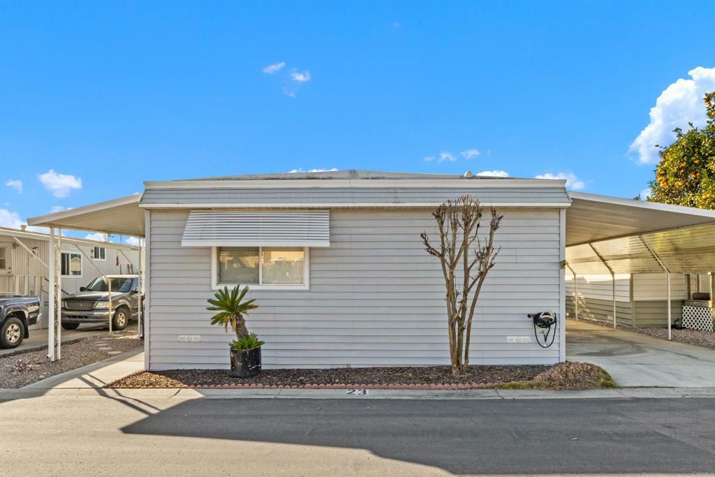 Property Photo: 1600 E Vista Way 23 CA 92084