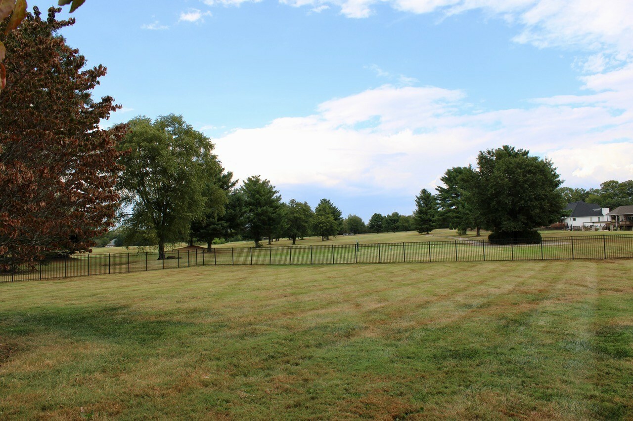 Property Photo: 4647 Sango Rd TN 37043