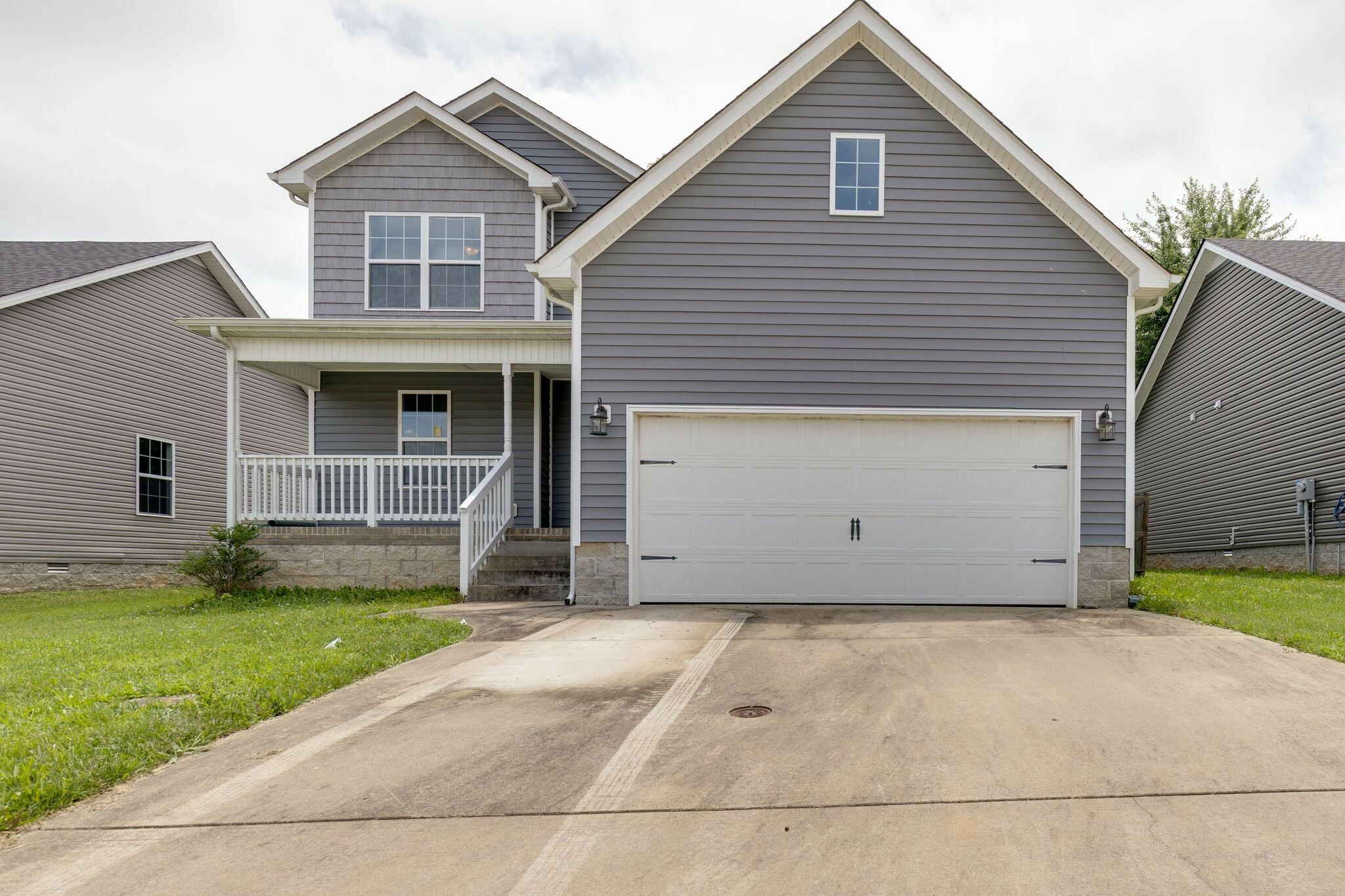 Property Photo:  520 Sourwood Dr  TN 37042 