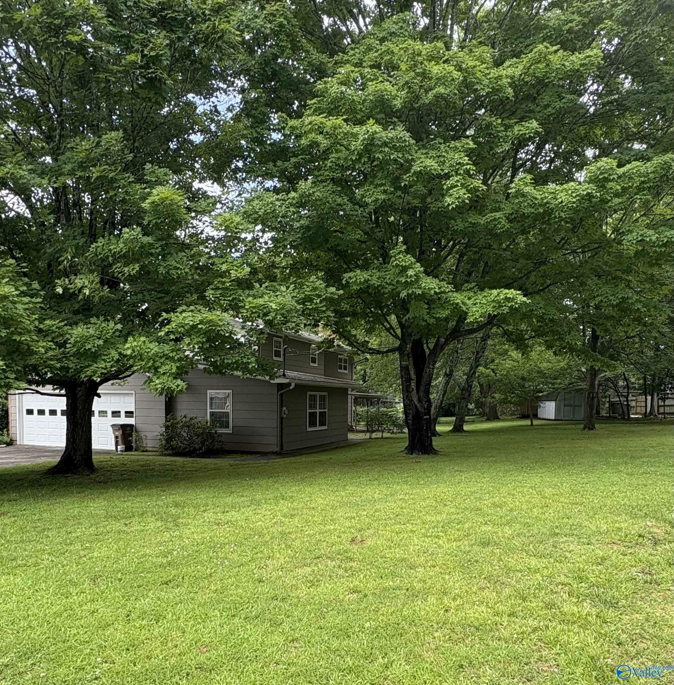 Property Photo: 2501 College Street SE AL 35601