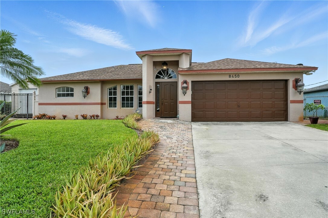 Property Photo: 8450 Blackberry Road FL 33967