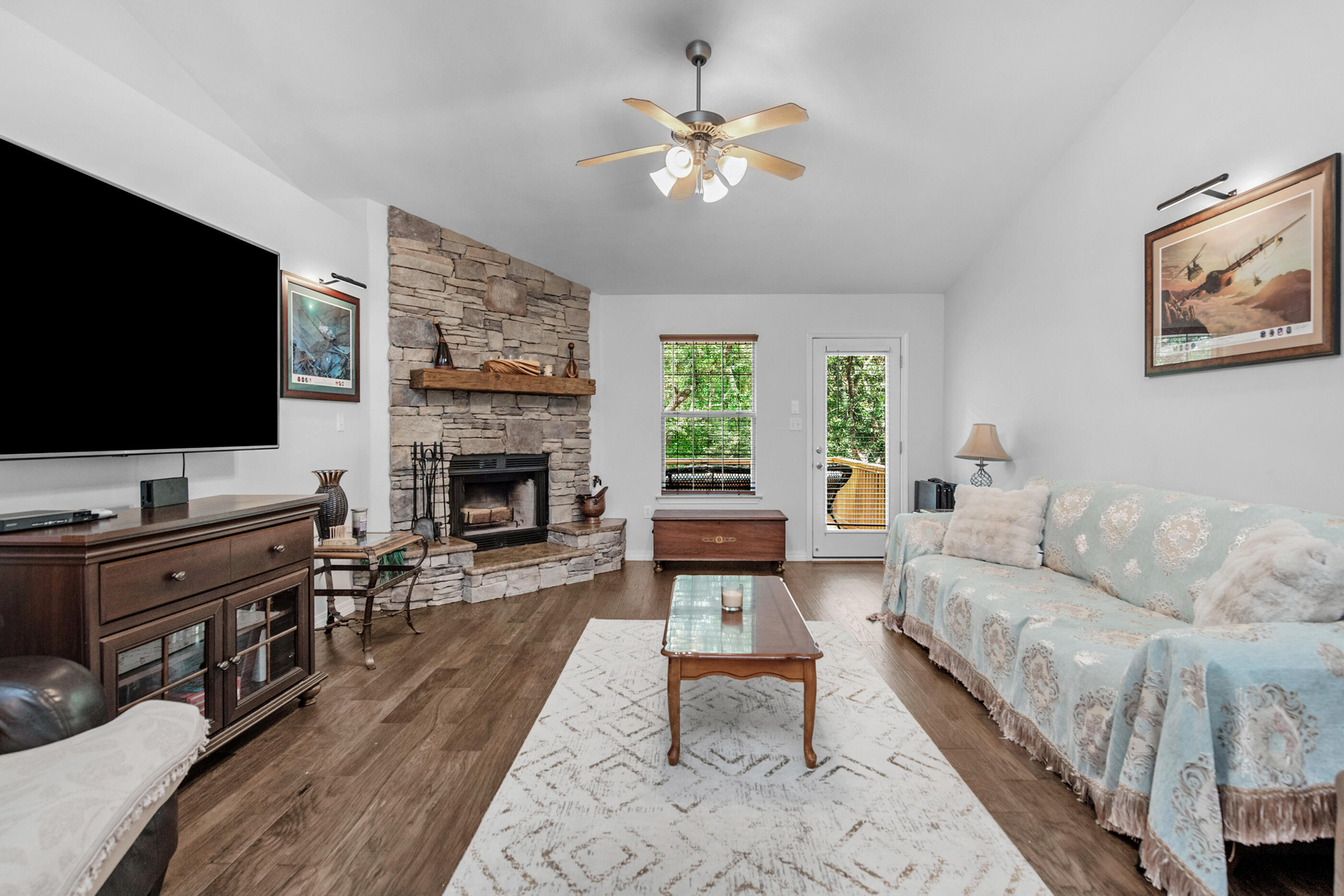 Property Photo:  2754 Shoni Drive  FL 32566 