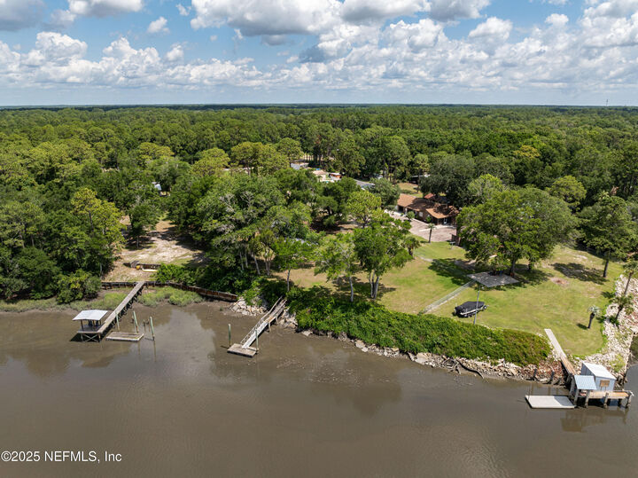 Property Photo: 940596 Old Nassauville Road FL 32034