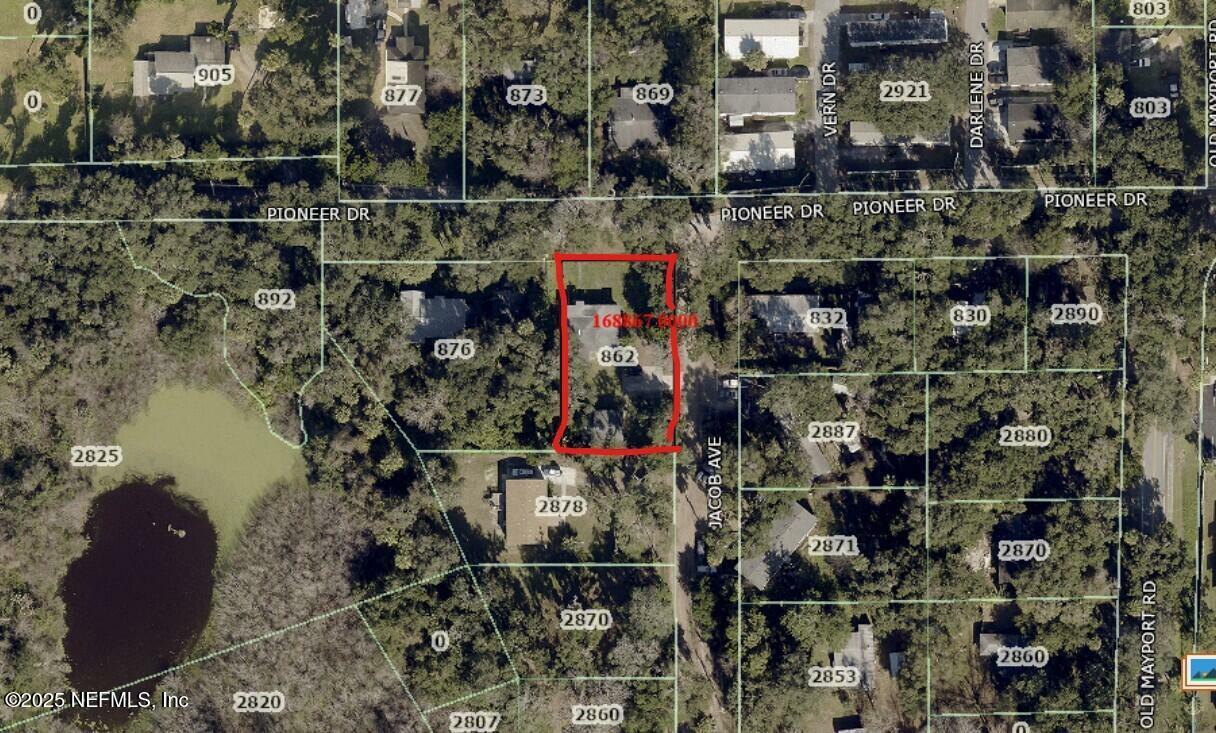 Property Photo: 862 Pioneer Drive FL 32233