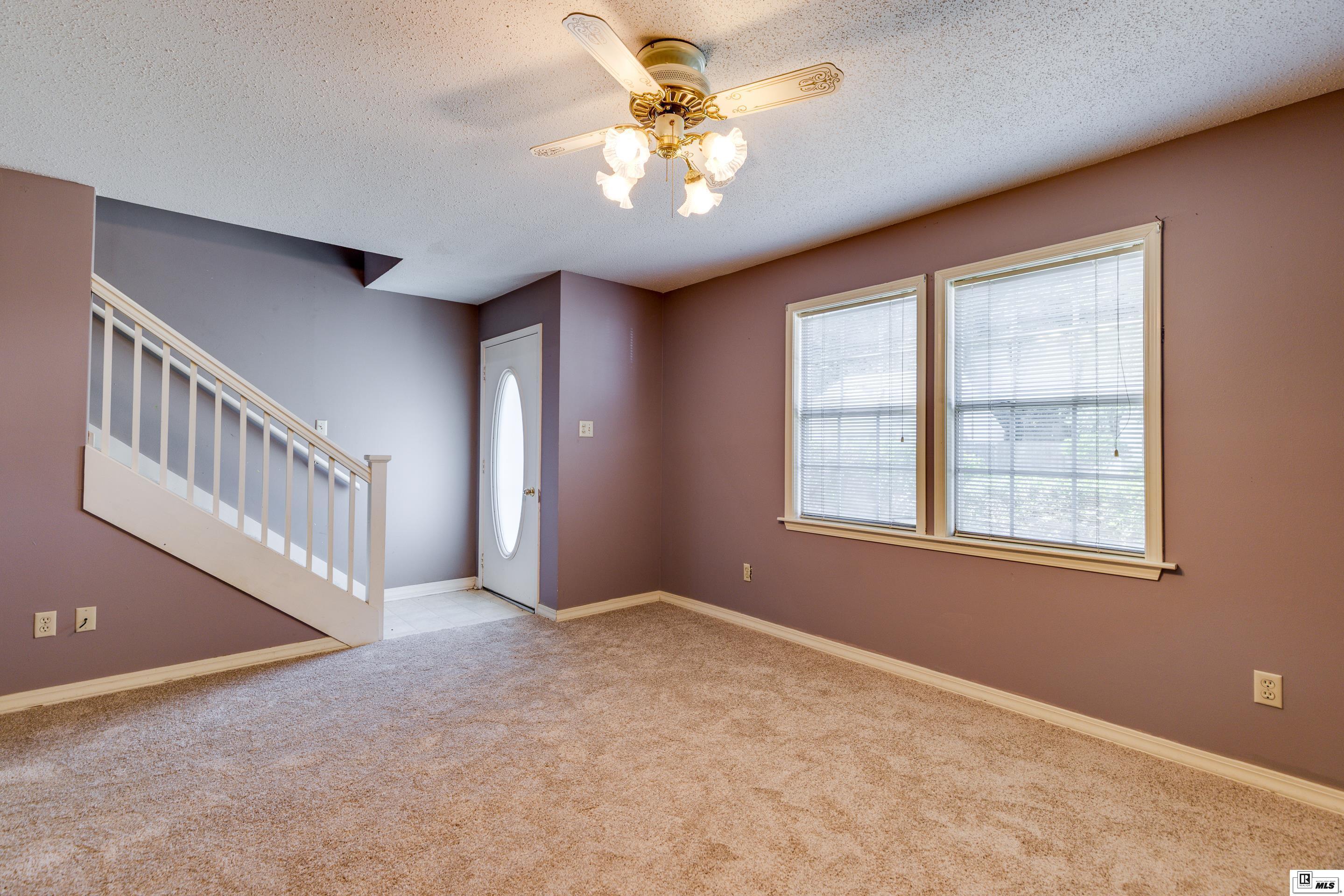 Property Photo: 512 Melton Drive LA 71270
