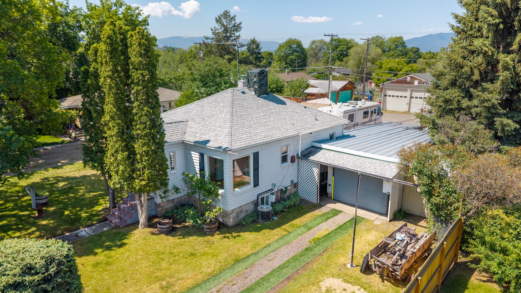 Property Photo: 2515 S Higgins Avenue MT 59801