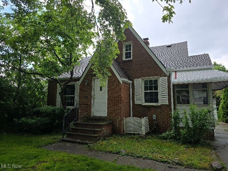 Property Photo:  10713 Penfield Avenue  OH 44125 