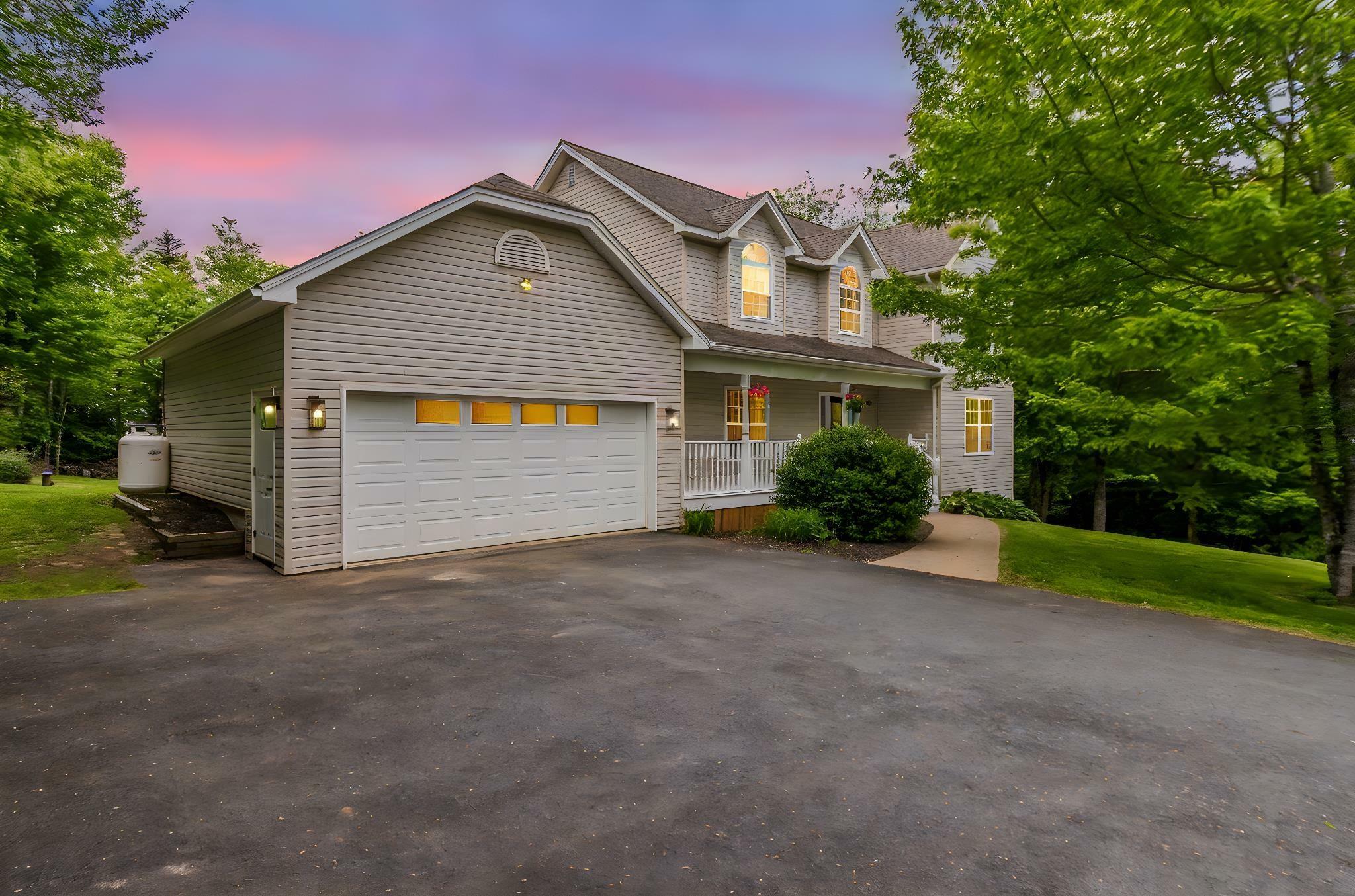 Property Photo: 105 Birch Hill Court NS B4E 3G8