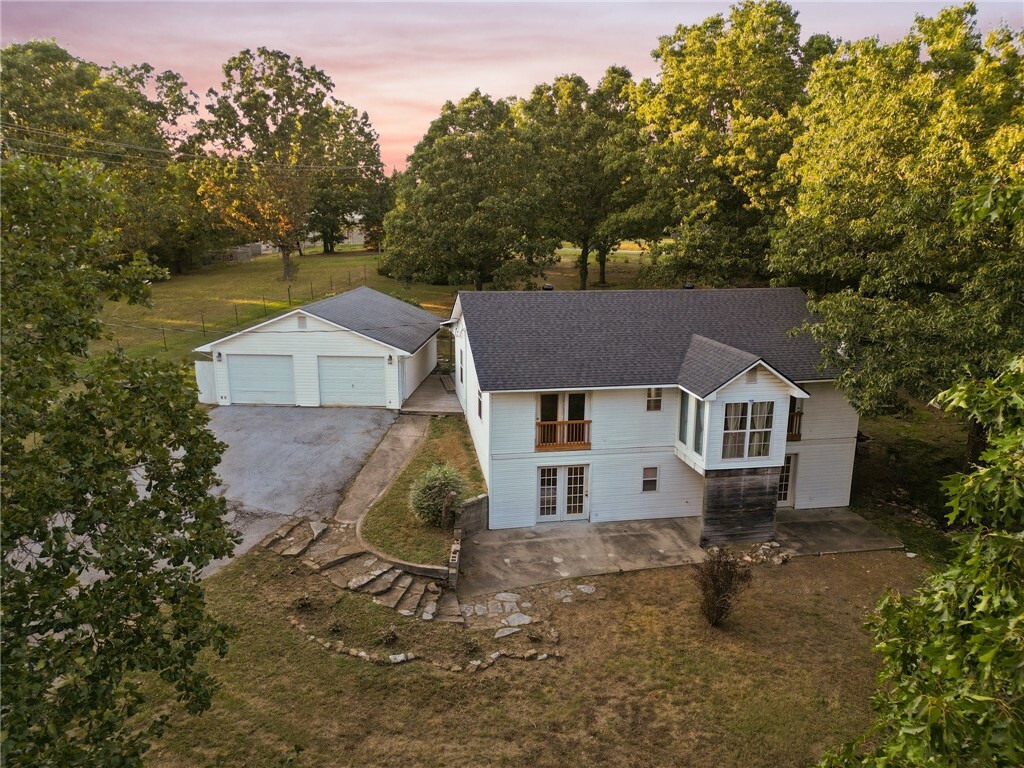 Property Photo: 8128 Spanker Ridge Drive AR 72712