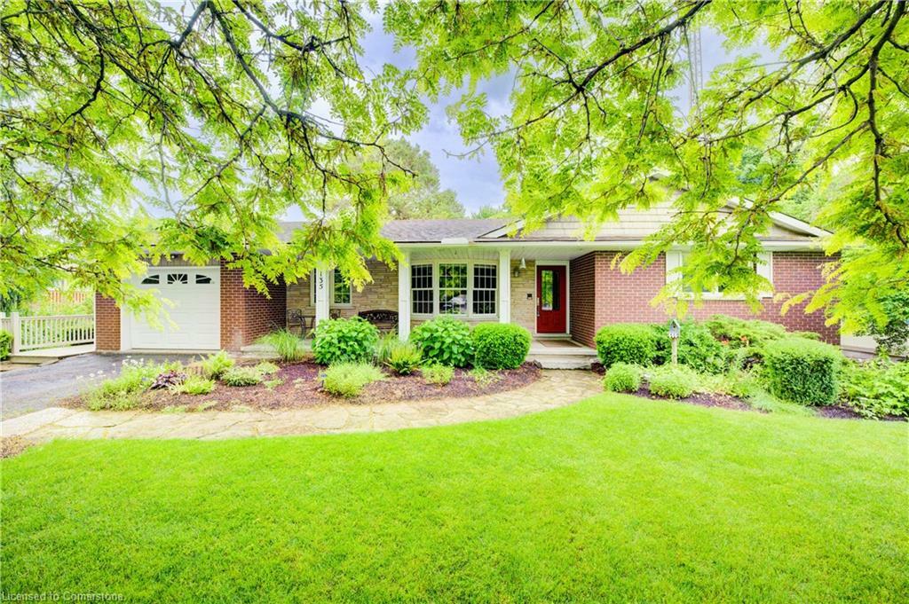 Property Photo: 135 Golf Course Road ON N0B 1N0