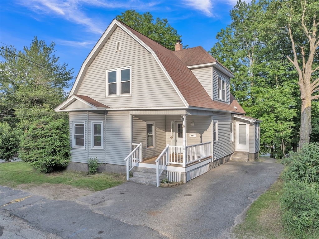 Property Photo:  484 Rollstone St  MA 01420 
