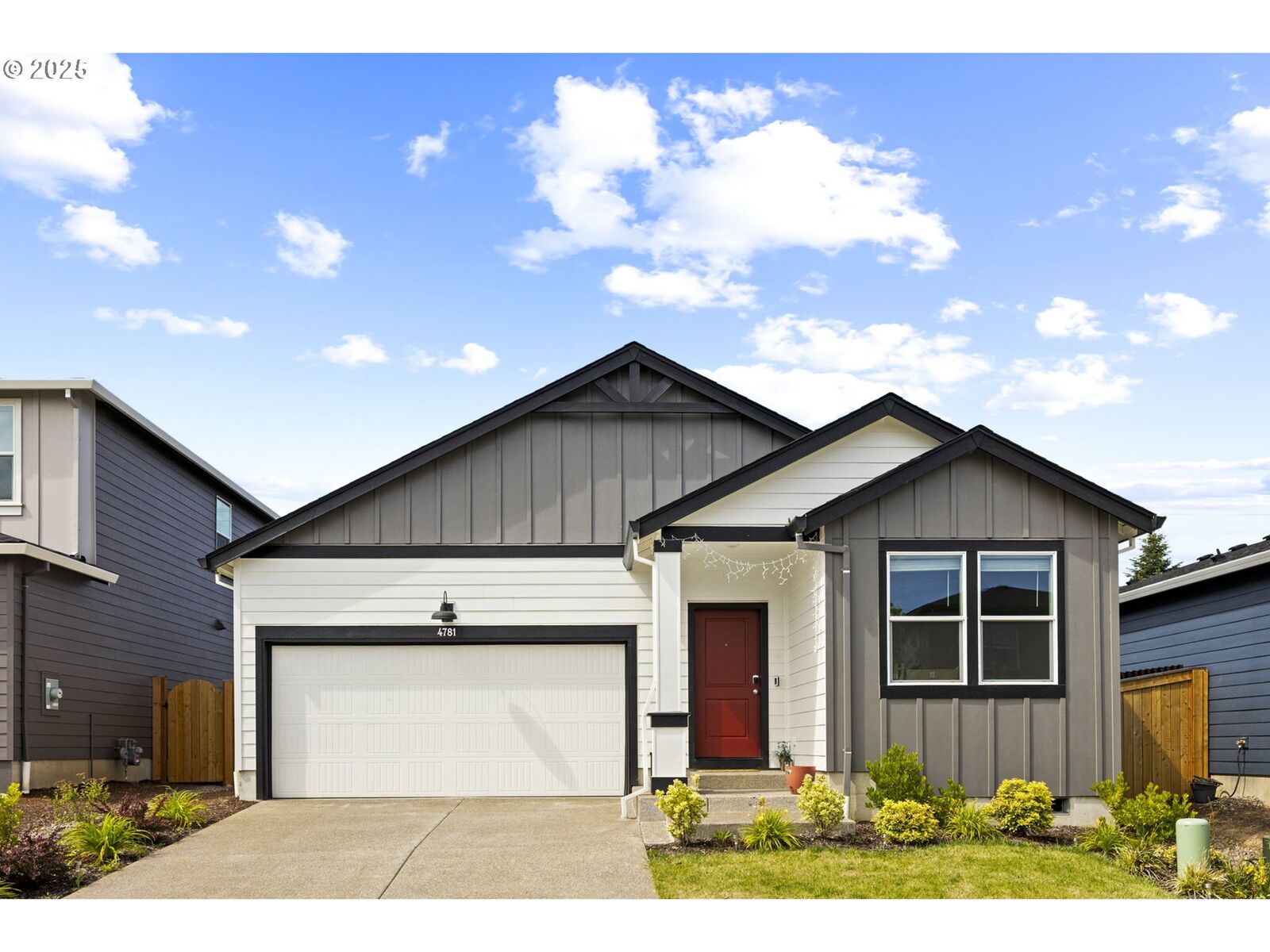 Property Photo: 4781 Breitenbush Ave OR 97301