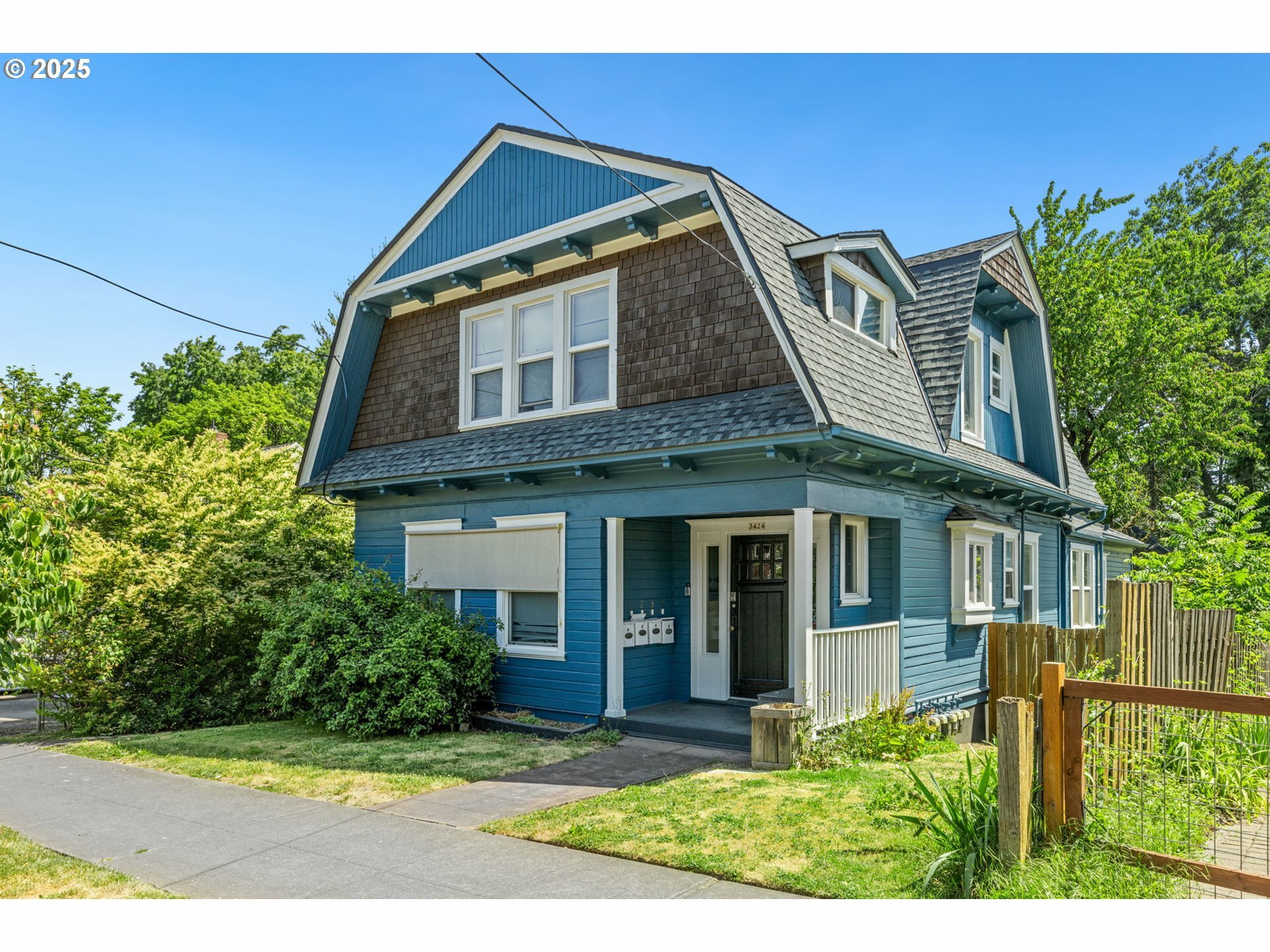 3424 SE 10th Ave  Portland OR 97202 photo
