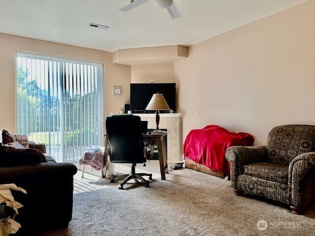 Property Photo: 1548 River Road 105 WA 98632