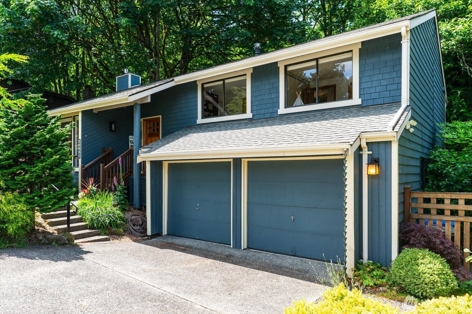 Property Photo: 20331 46th Place NE WA 98155