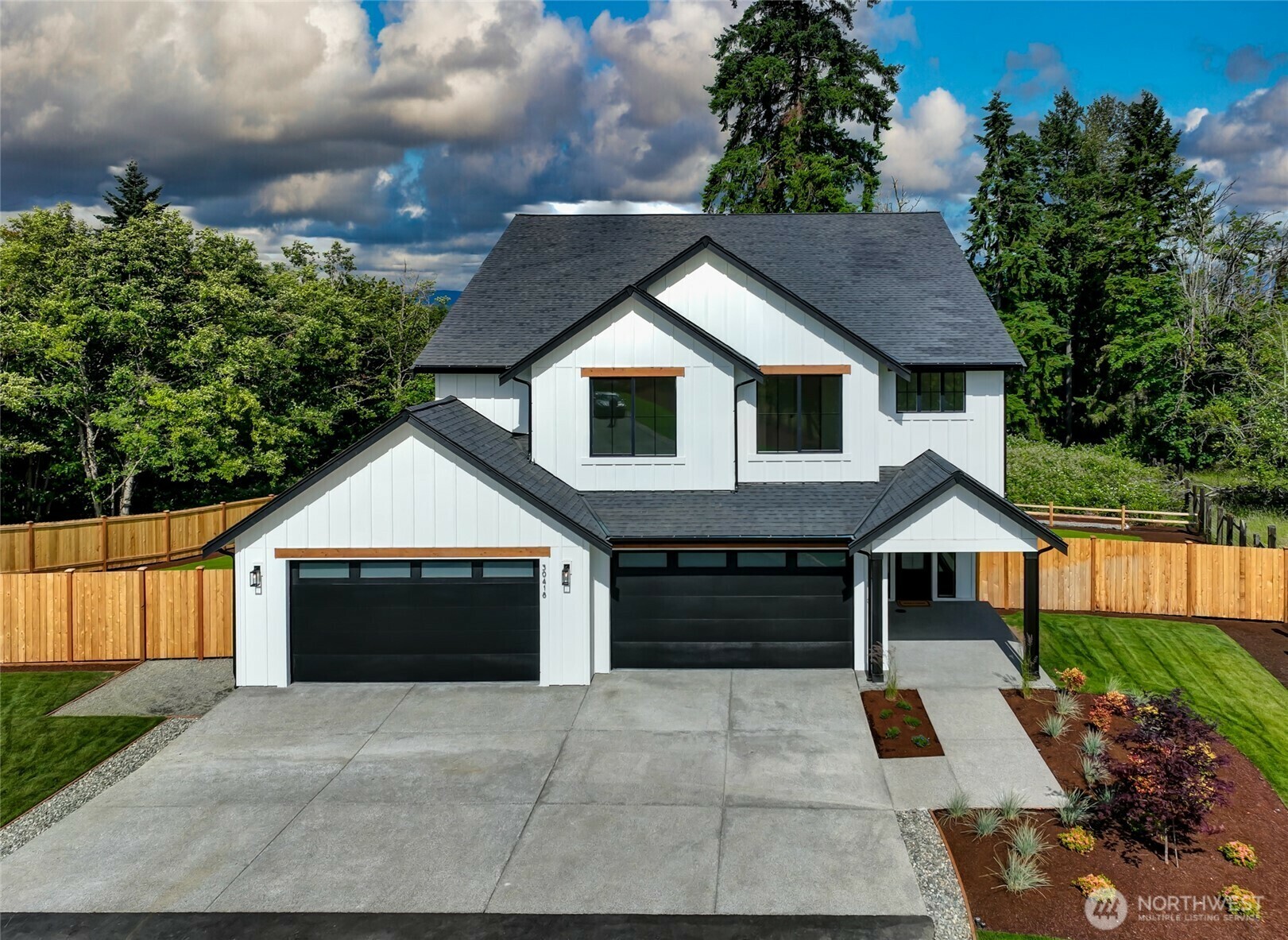 Property Photo: 30418 132nd Avenue SE WA 98092
