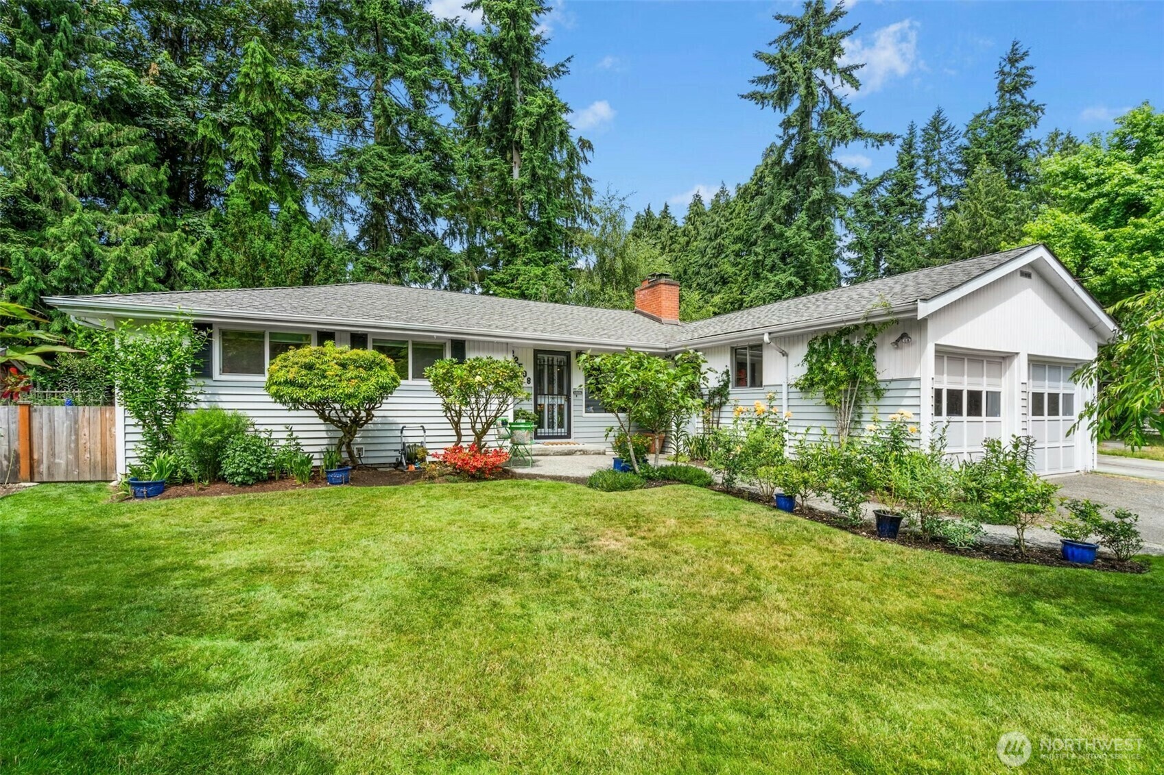 Property Photo:  22508  72nd Place W  WA 98026 