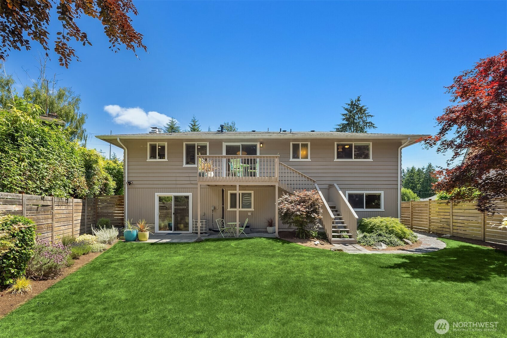 Property Photo: 16011 Sunnyside Avenue N WA 98133