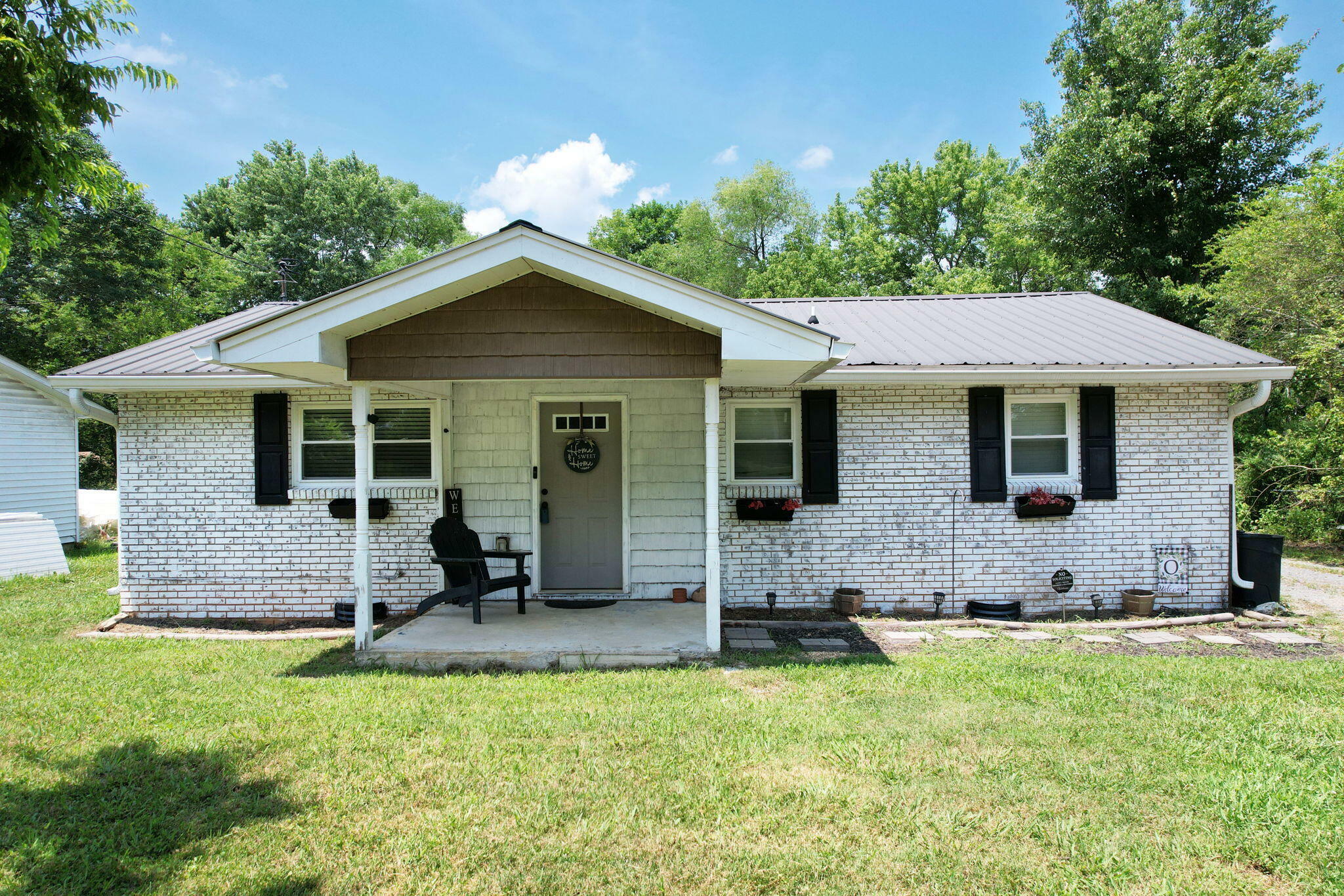 Property Photo: 3800 Cross Lane SE TN 37323
