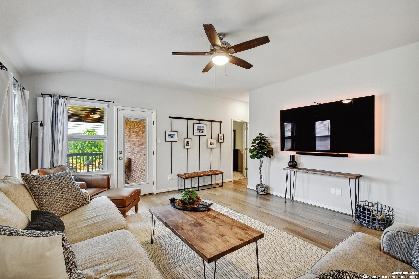 Property Photo: 13019 Louberg TX 78253