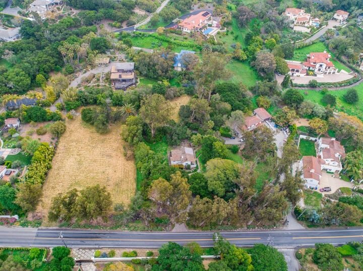 Property Photo: 488 Barker Pass Road CA 93108