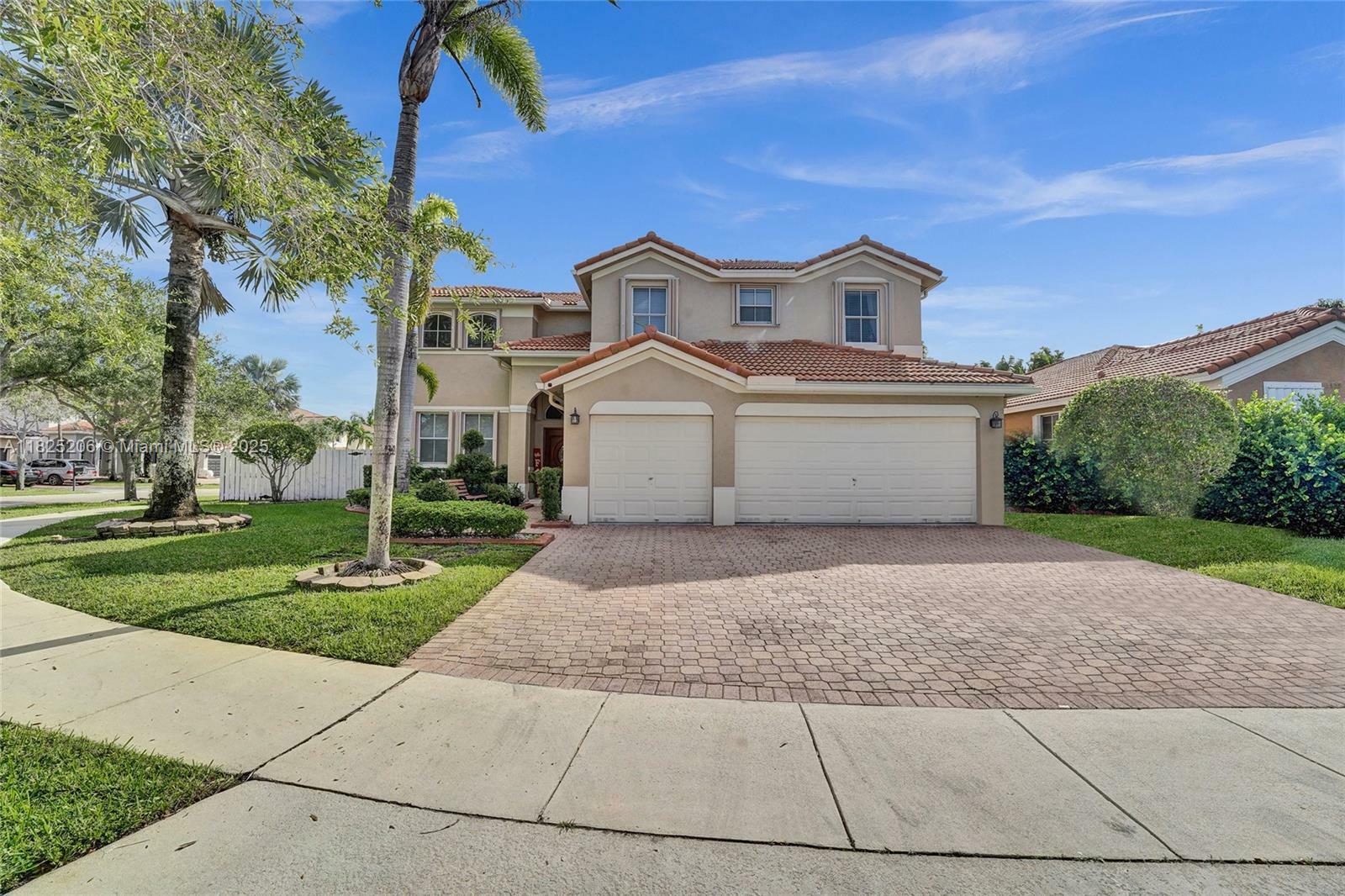 Property Photo: 1379 NW 166th Ave FL 33028