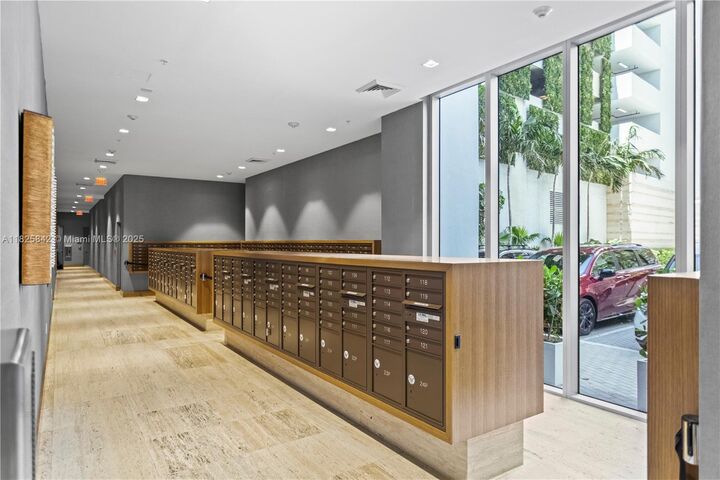 Property Photo: 16385 Biscayne Blvd 1918 FL 33160