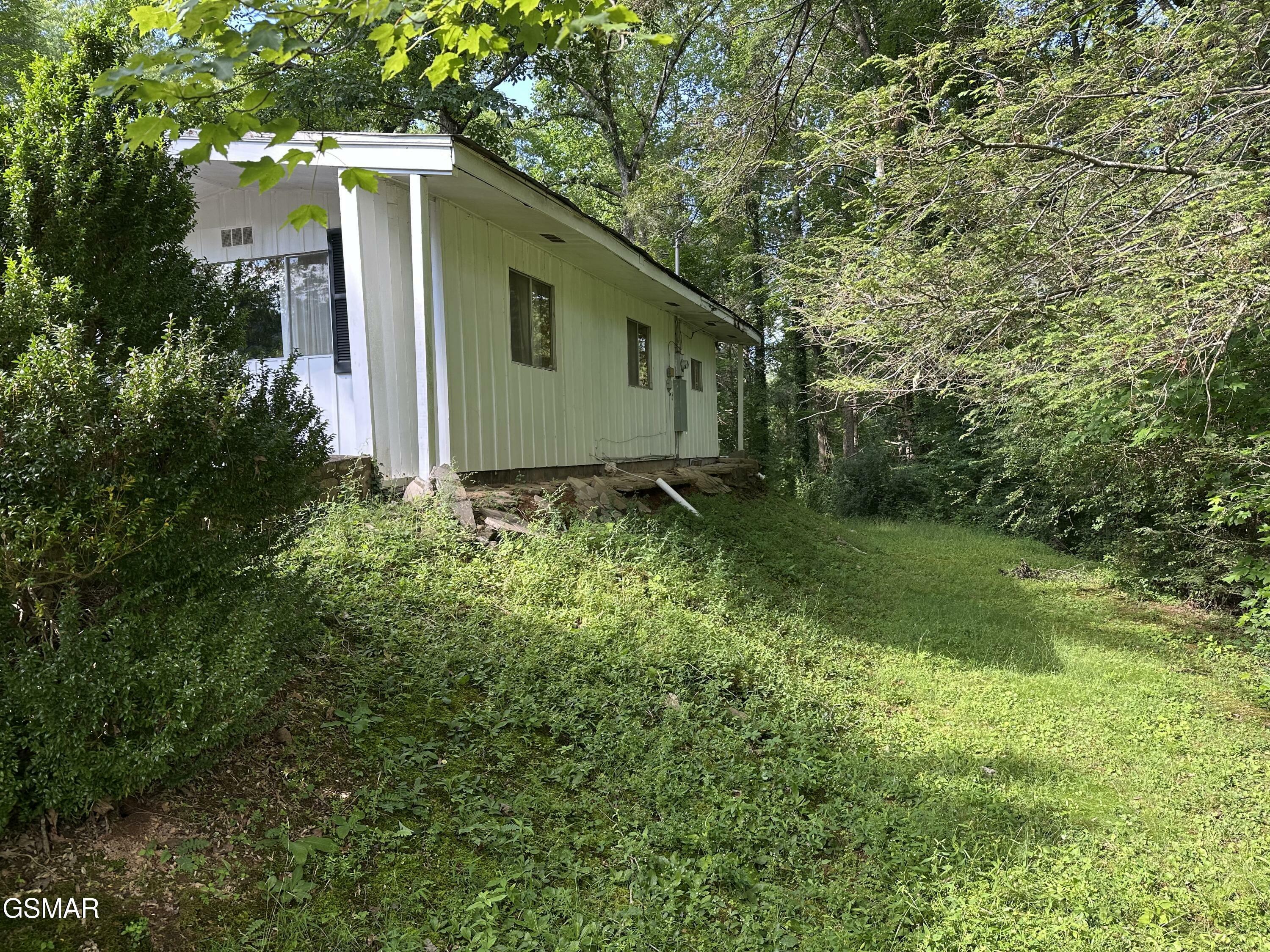 Property Photo: 1138 Little Smoky Road TN 37738
