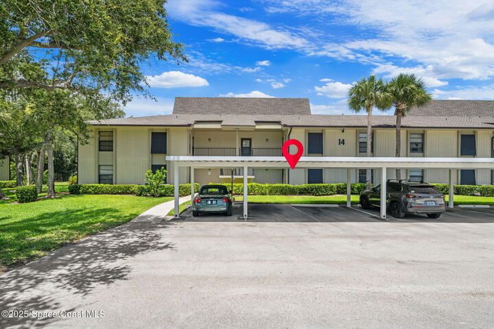 Property Photo: 14 Plantation Drive FL 32966