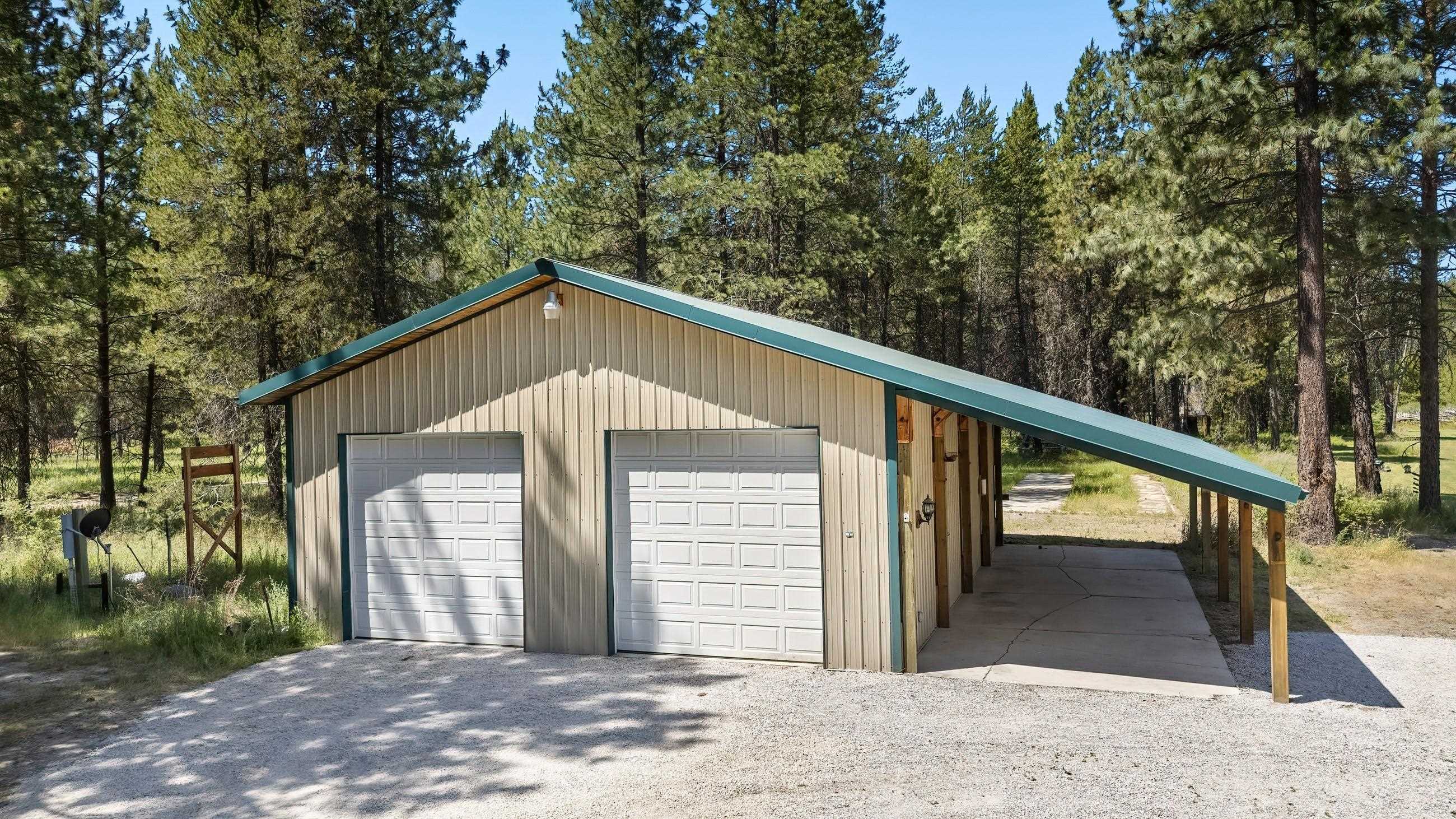 Property Photo: 38415 N Hatch Rd WA 99006