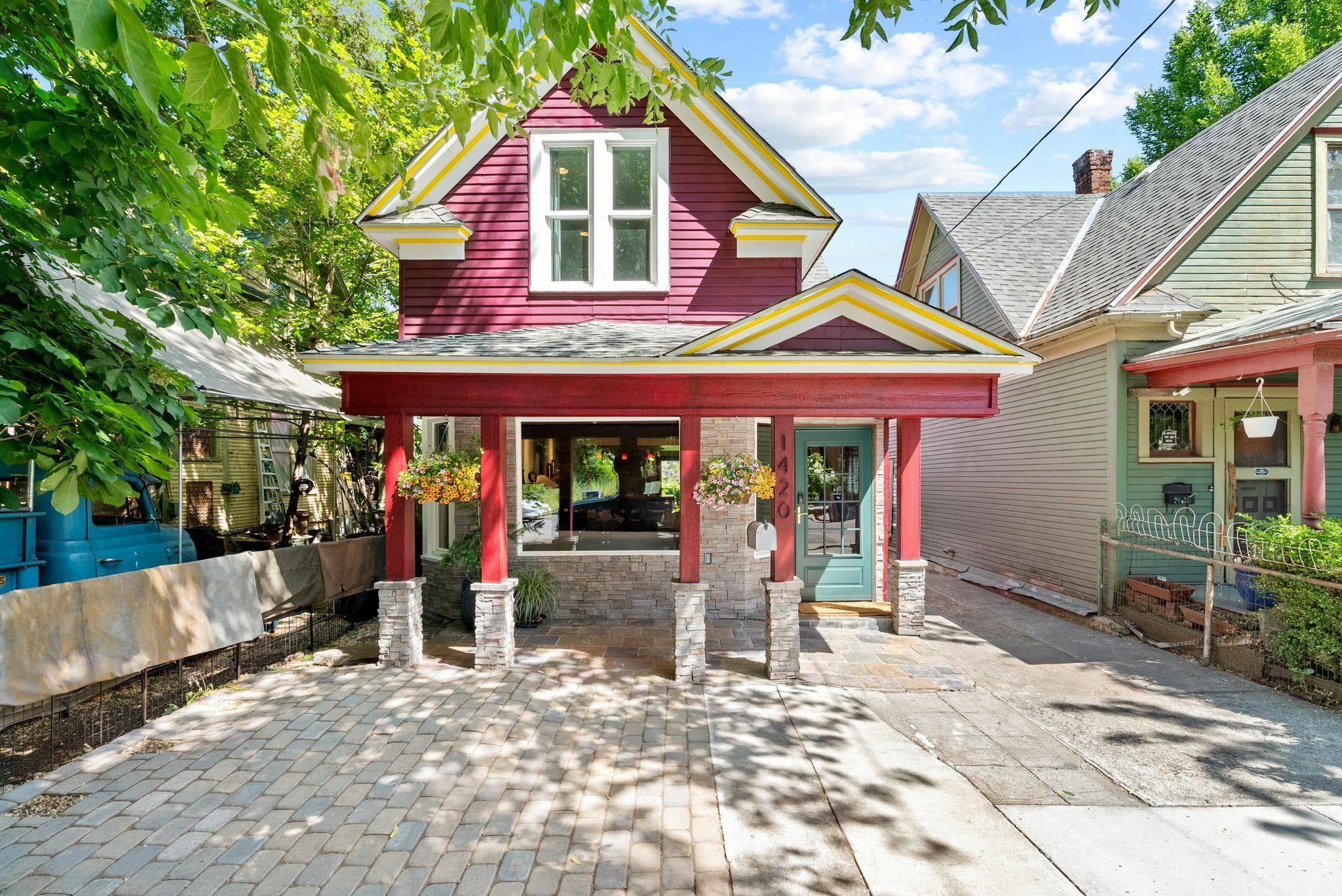 Property Photo: 1420 W Main Ave WA 99201
