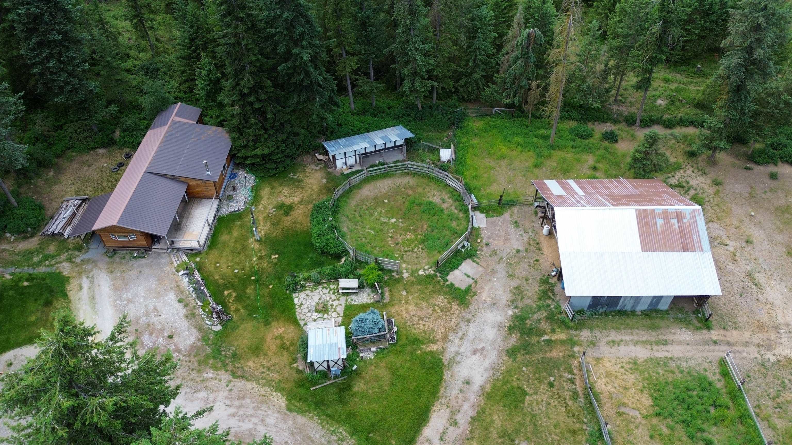 Property Photo: 540 Dolomite Rd WA 99114