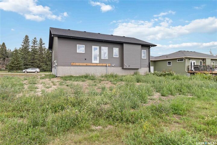Photo de la propriété: 208 2nd Street S SK S0K 4R0