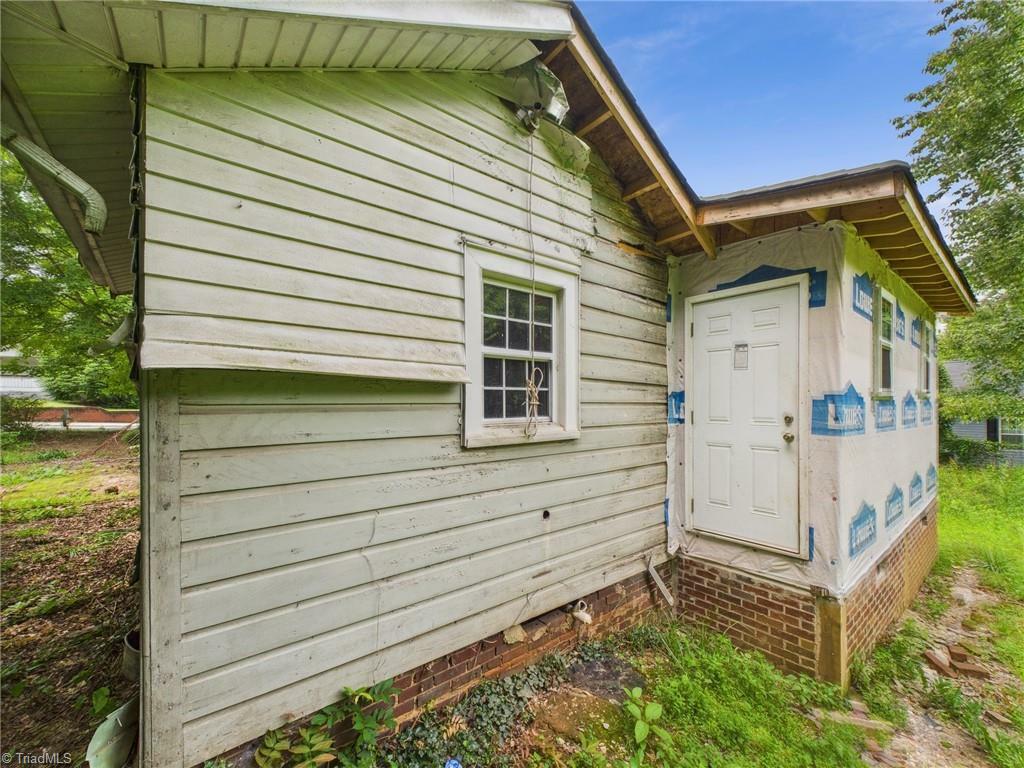 Property Photo: 525 Chandler Street NC 27101