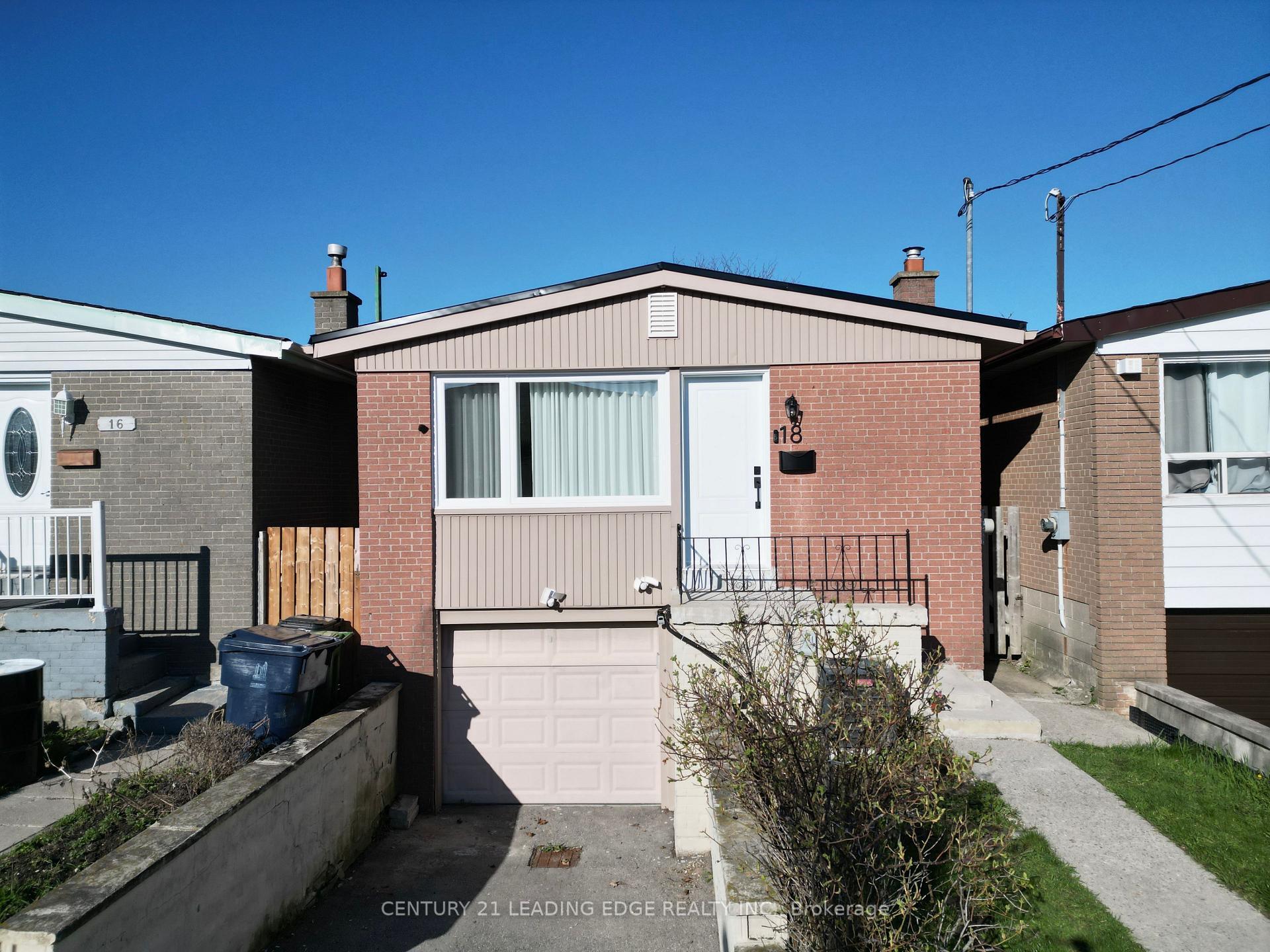 Property Photo:  18 Magnolia Avenue Bsmt  ON M1K 3K1 