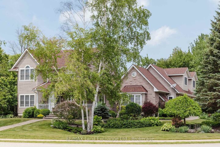 Property Photo:  169 Trillium Drive  ON N0H 2C2 