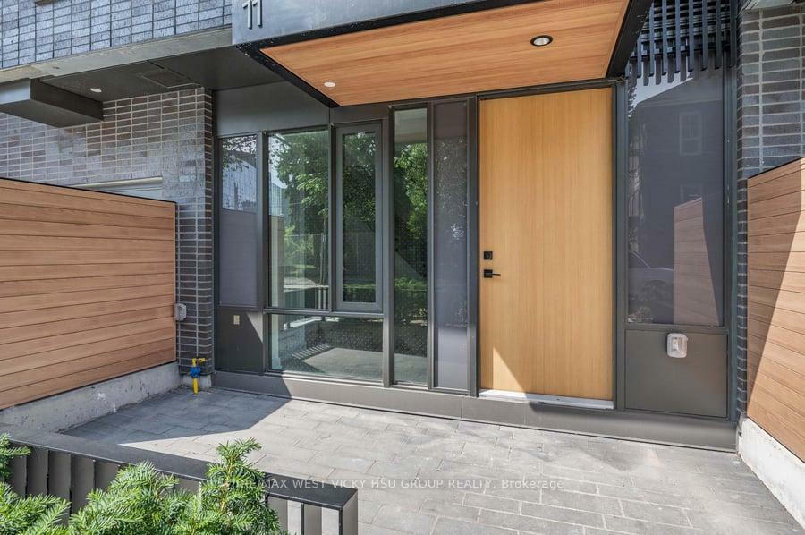 Property Photo: 28 Eastern Avenue Th105 ON M5A 0Y2