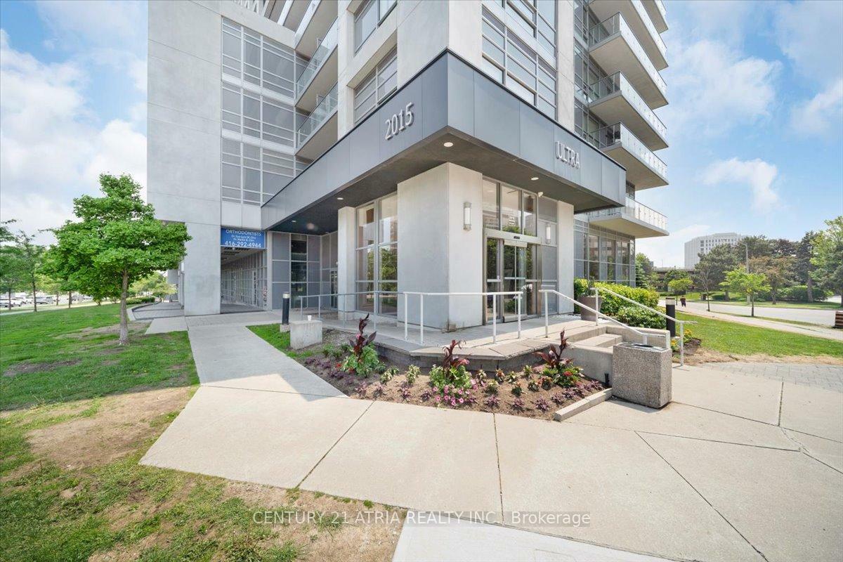 Photo de la propriété: 2015 Sheppard Avenue E 204 ON M2J 0B3