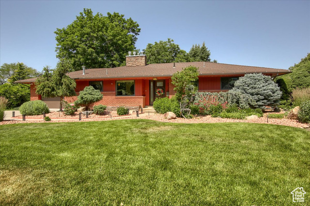 Property Photo: 3425 Oakridge Dr UT 84403