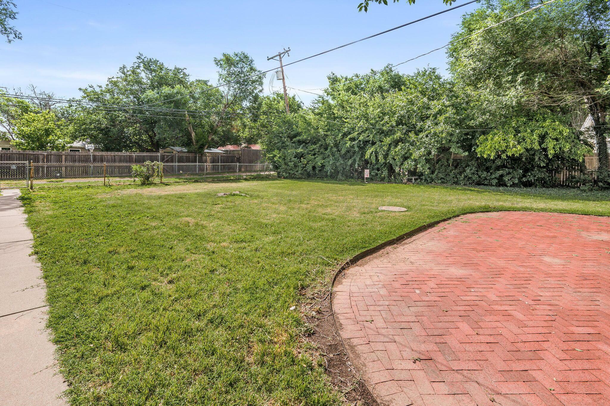 Property Photo: 2229 Peach Tree Street TX 79109-1922
