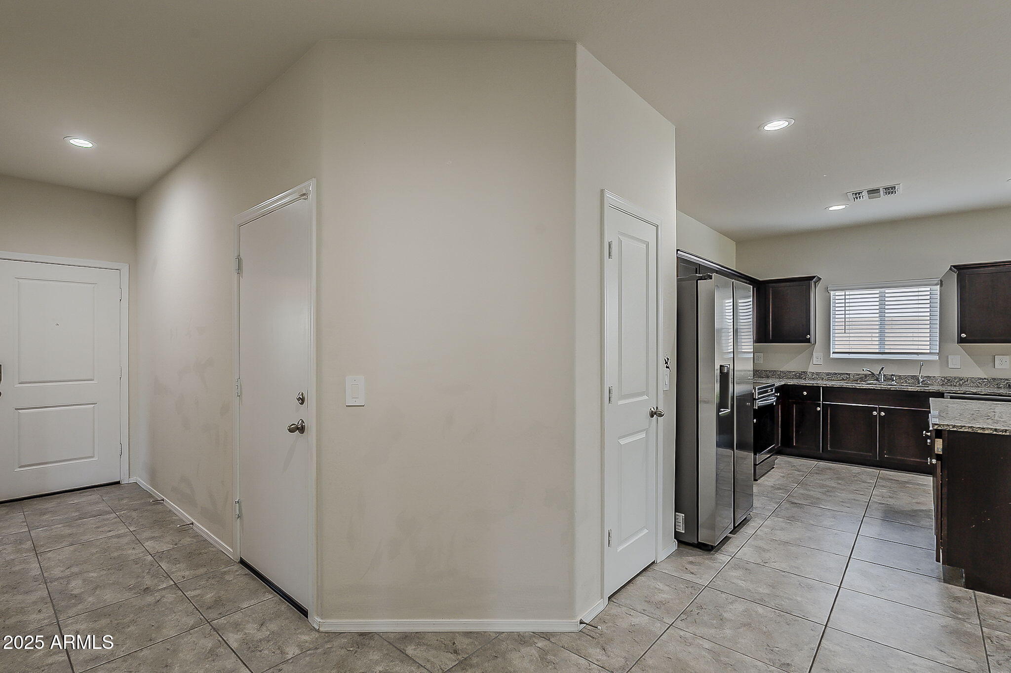 Property Photo: 4631 W Nutmeg Avenue AZ 85128