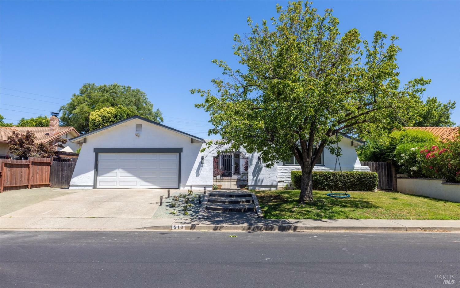 Property Photo: 519 Fruitvale Road CA 95688