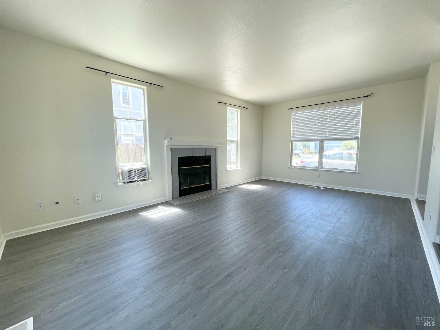 Property Photo: 2340 Roburta Lane CA 95403