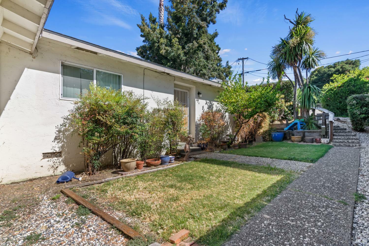 Property Photo: 434 E H Street CA 94510