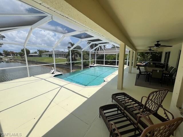 Property Photo:  501 SE 16th St  FL 33990 